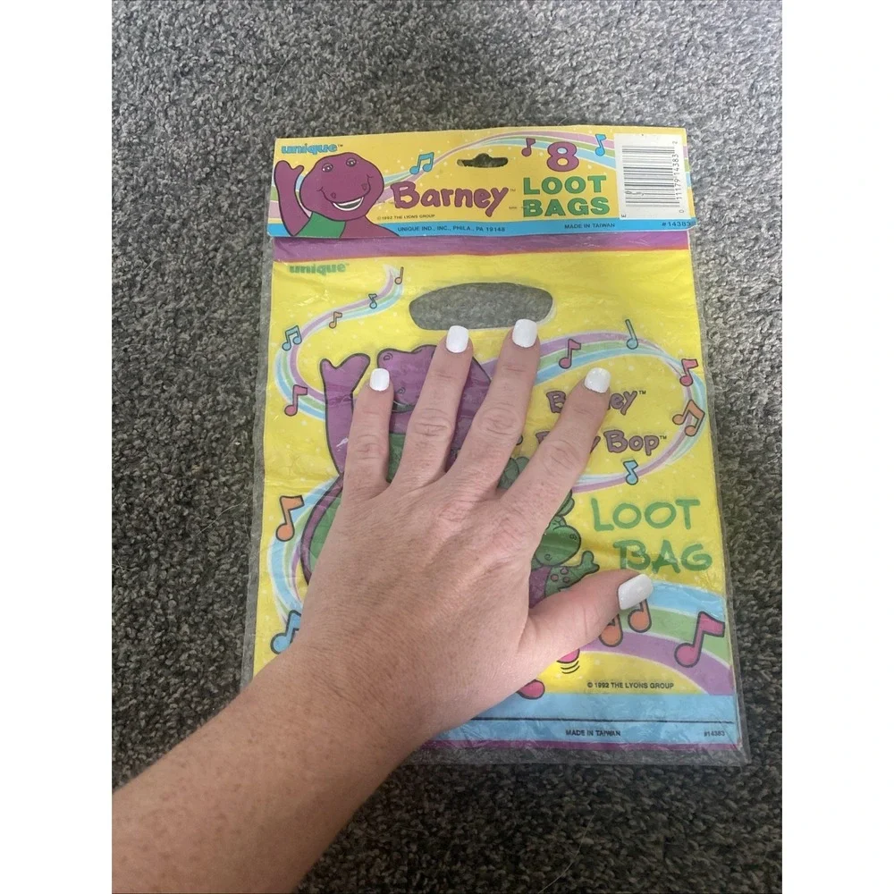 Vintage 1992 Barney The Dinosaur (8) Loot Bags